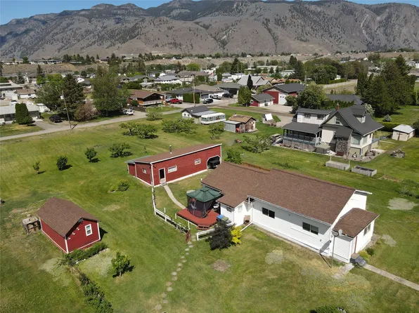 218 10th Ave, Keremeos, BC V0X 1N3