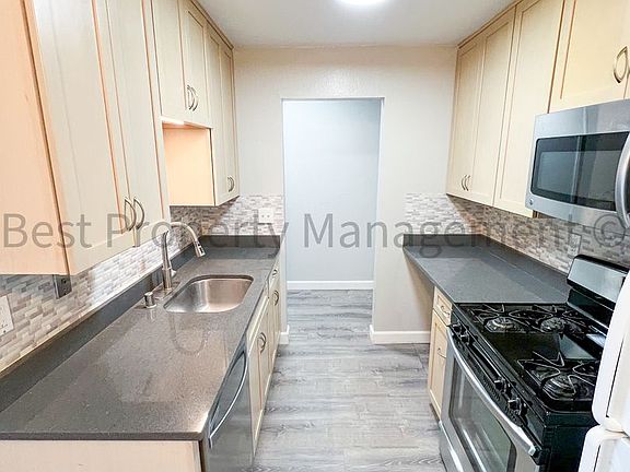 4th image of 38228 Paseo Padre Pkwy APT 33