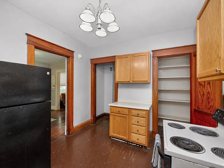 635 Straight St #635S — Photo 8
