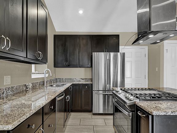 4th image of 217 Arisano Dr