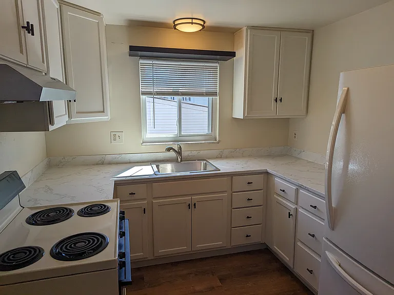 708 Paul St #2 — Photo 1
