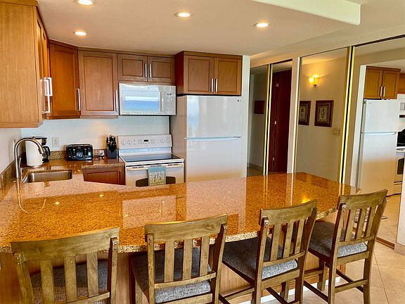 5th image of 3543 Lower Honoapiilani Rd #L205