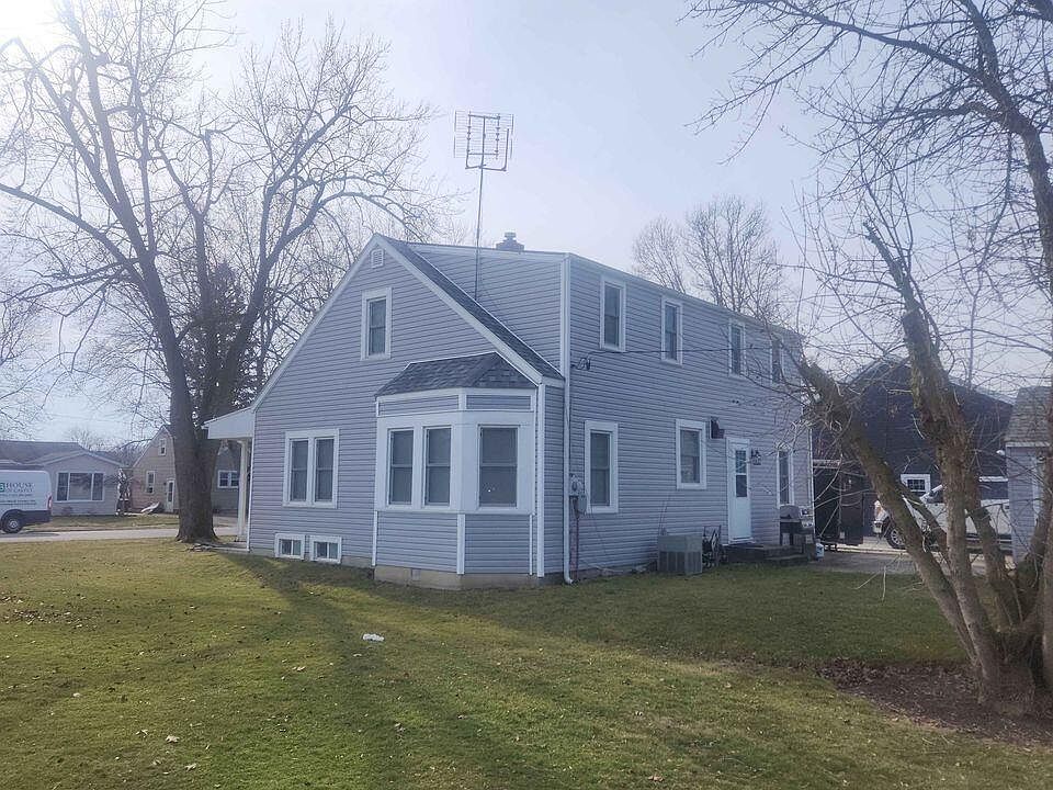 2nd image of 535 E Anthony St