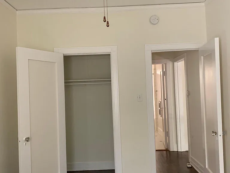 1746 N Kingsley Dr — Photo 13