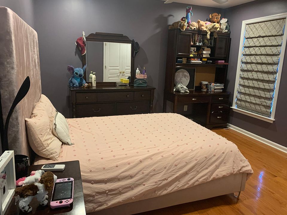 1st image of 37 Prospect Hill Blvd