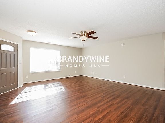 3rd image of 7716 Vincent Ct