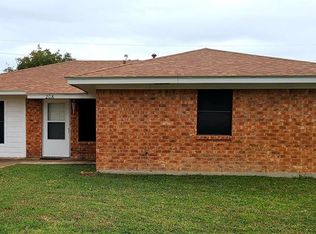 208 Valley View Dr, Gatesville, TX 76528