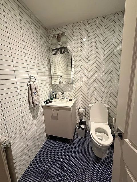 1st image of 405 E 78th St #4D