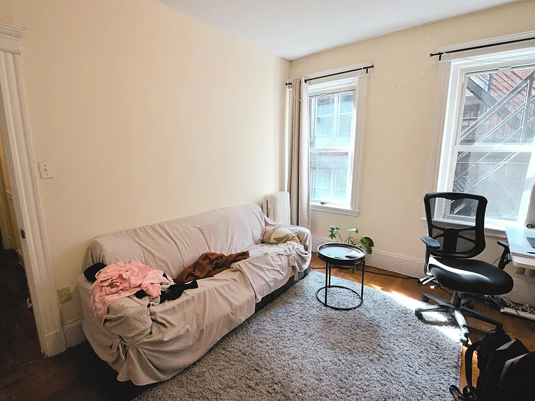 137 Peterborough St #11 — Photo 3