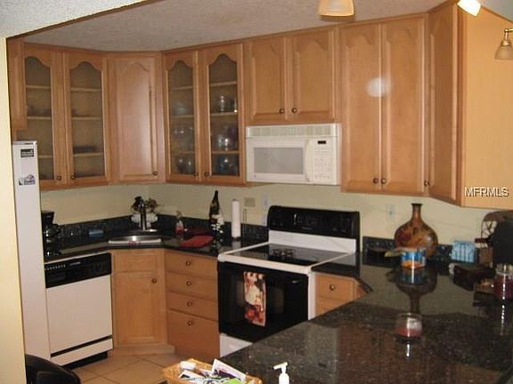 5th image of 51 Island Way APT 300