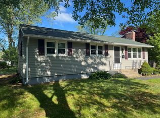 13 Lancer Dr, Enfield, CT 06082