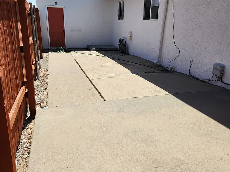 333 W Concho Dr — Photo 4