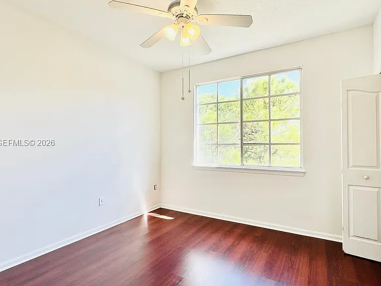2304 Myrtlewood Cir E #304 — Photo 10