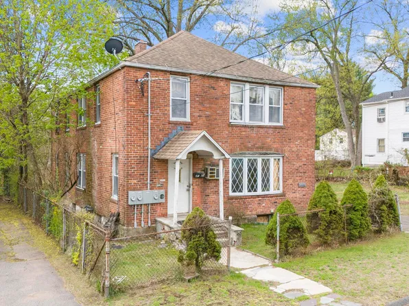 23 Harding Avenue, Bloomfield, CT 06002