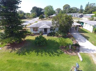 906 Lucille Ave, Nokomis, FL 34275