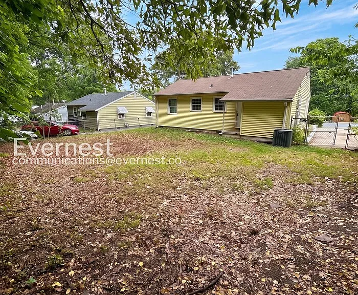 1242 Addison Ave — Photo 15