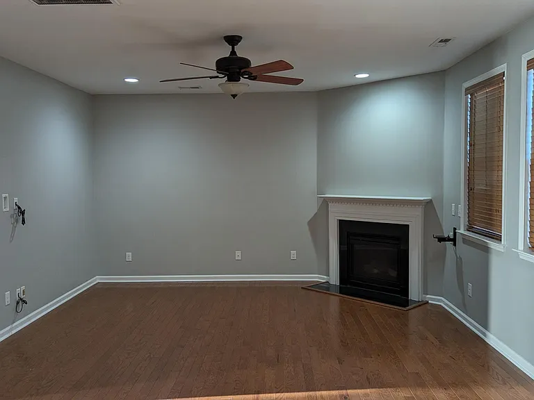 525 Willow Thicket Ct — Photo 8