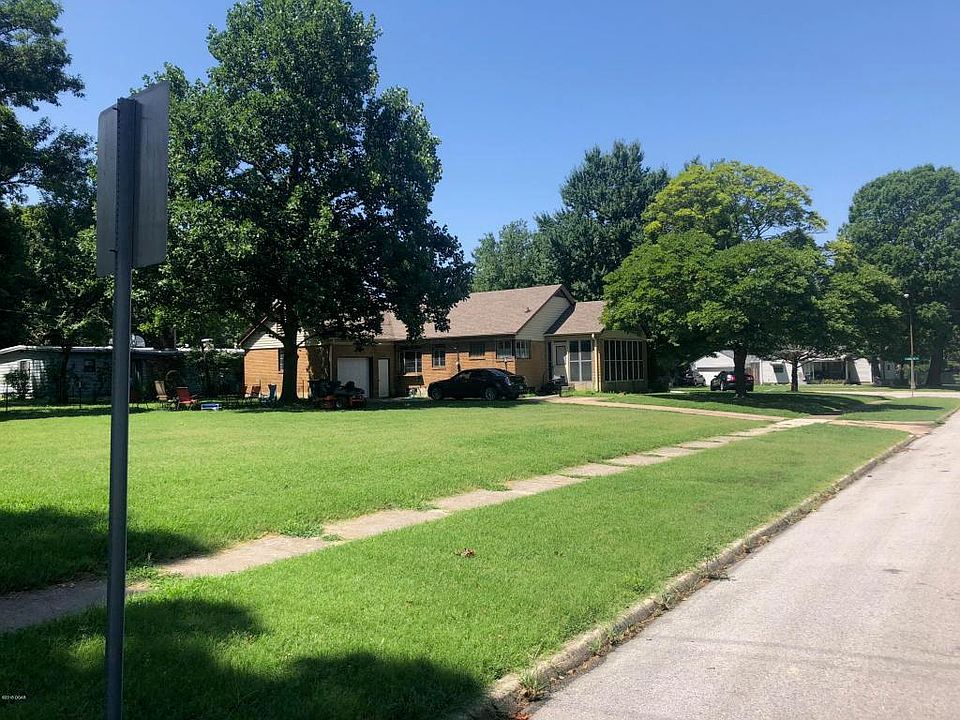 2nd image of 1800 S Garrison Ave