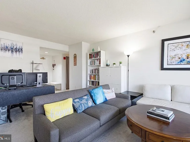 3709 S George Mason Dr #1115E — Photo 11