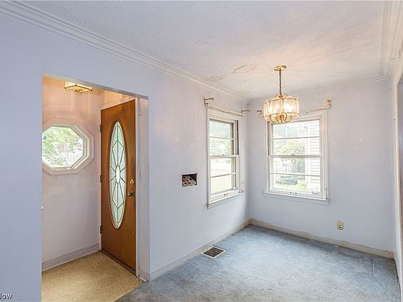 5th image of 2547 Fairland St