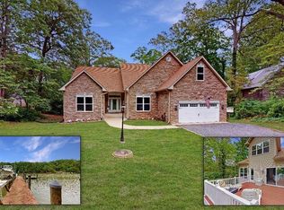 902 Hungerford Rd, Lusby, MD 20657