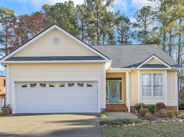 211 Stone Monument Dr, Wake Forest, NC 27587