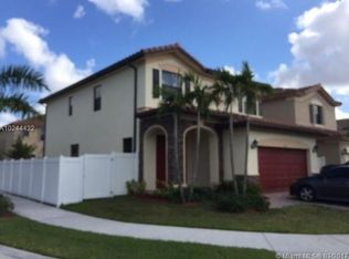 9726 W 34th Ct, Hialeah Gardens, FL 33018