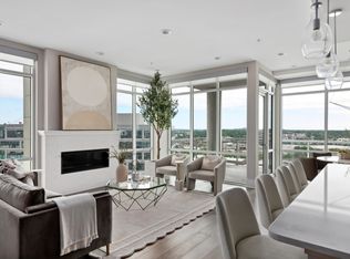 20 Rutledge St APT 707, Nashville, TN 37210