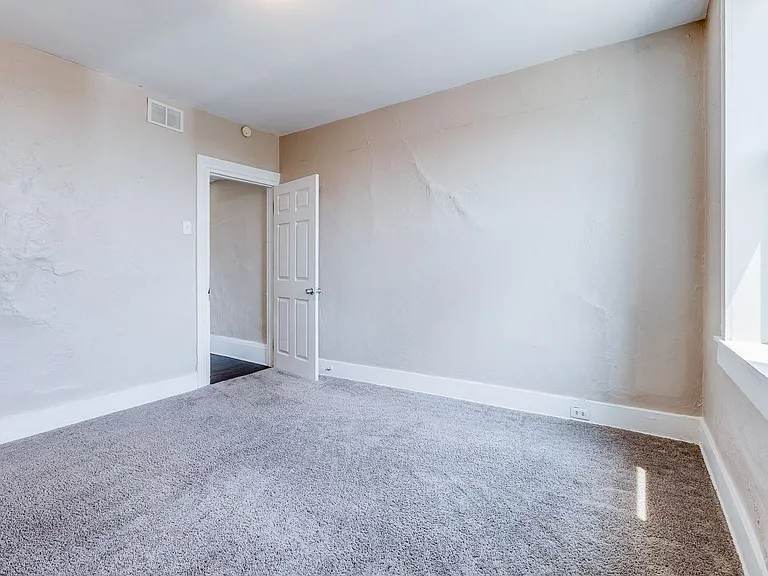 10 - 35 Mt Oliver — Photo 8