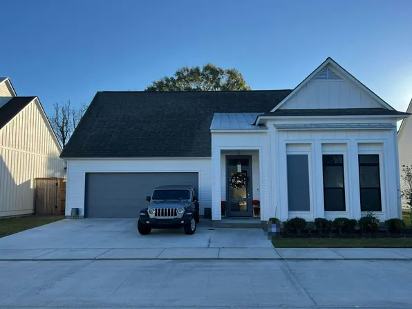 10127 Clarks Ferry Dr, Baton Rouge, LA 70817