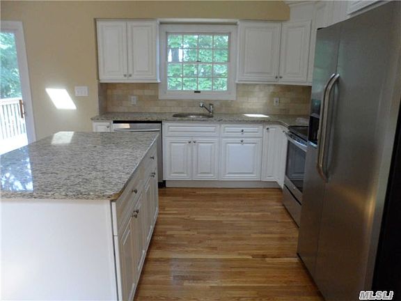 2nd image of 60 Orchid Dr