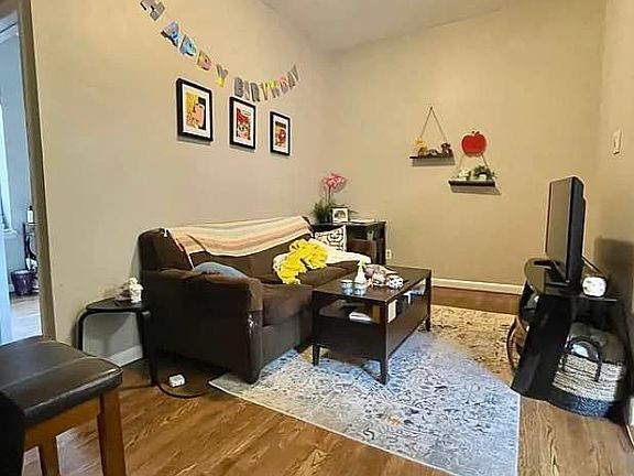 2nd image of 433 E 80th St APT 22