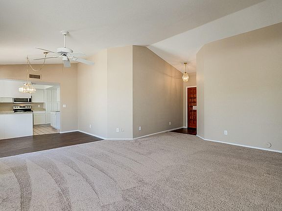 4th image of 7142 N 28th Dr