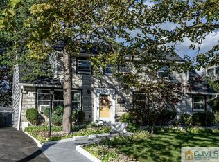 126 Park Ave, Iselin, NJ 08830