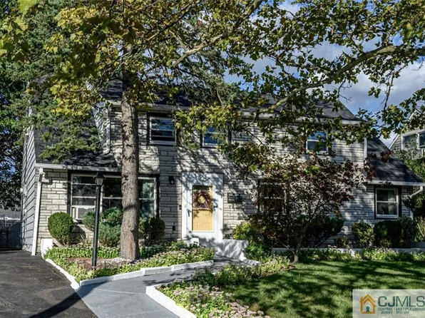 126 Park Ave, Iselin, NJ 08830