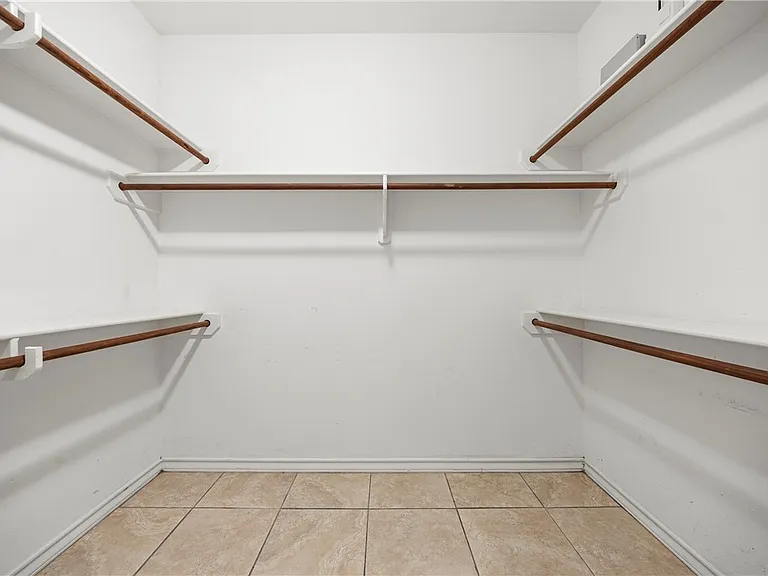 8201 Azimuth Ct — Photo 17