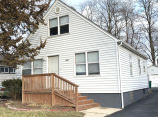 1623 N Oak Ave, Round Lake Beach, IL 60073