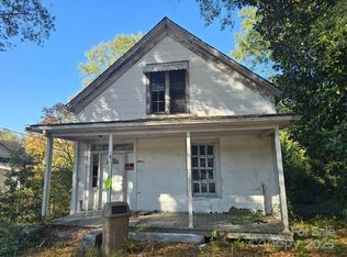 154 E Lacy St, Chester, SC 29706