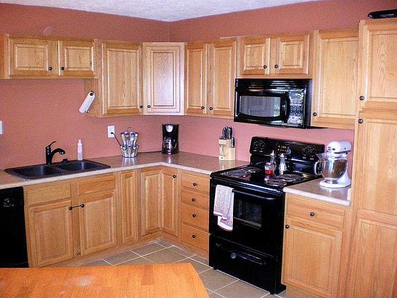 2nd image of 2401 W Sherman Dr