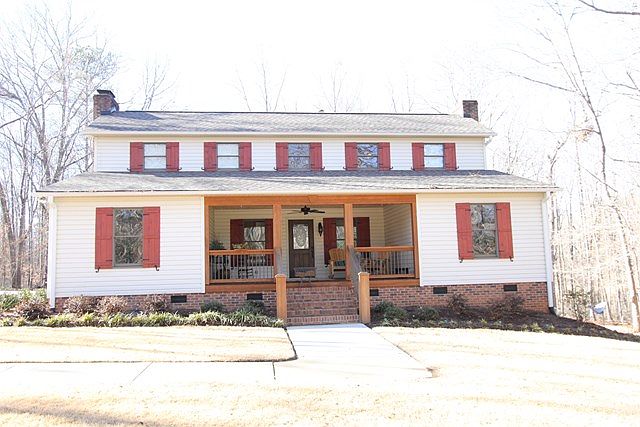 1st image of 338 Plantation Dr