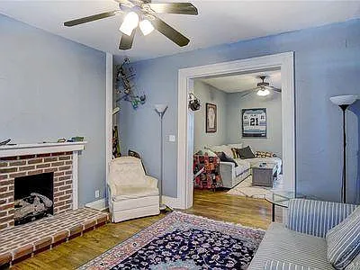 10 Garret St Photo 1