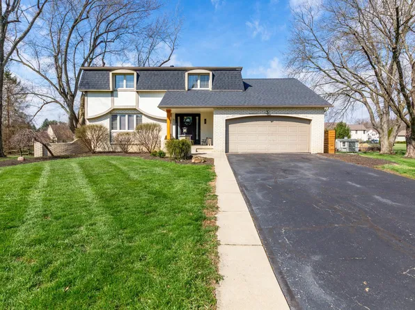 9042 Carriage Ct NW, Pickerington, OH 43147