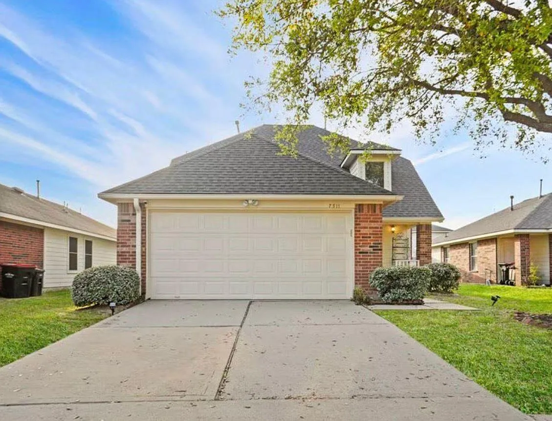 Building Photo - 7311 Kransburg Ranch Dr