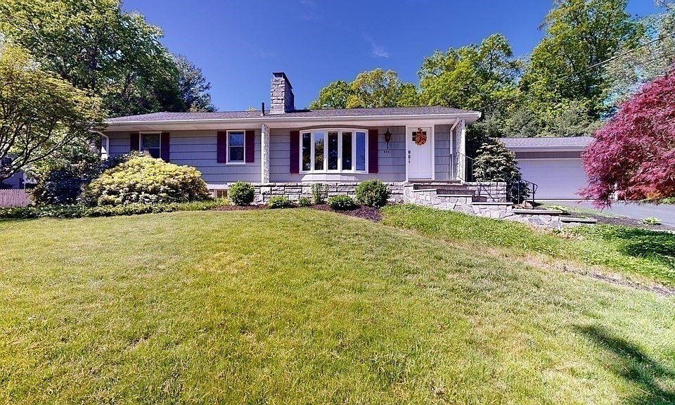 805 Summer St, Lynnfield, MA 01940 Zillow