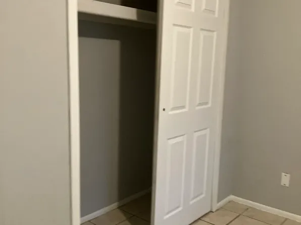 2708 Broadway APT 2, Fort Myers, FL 33901