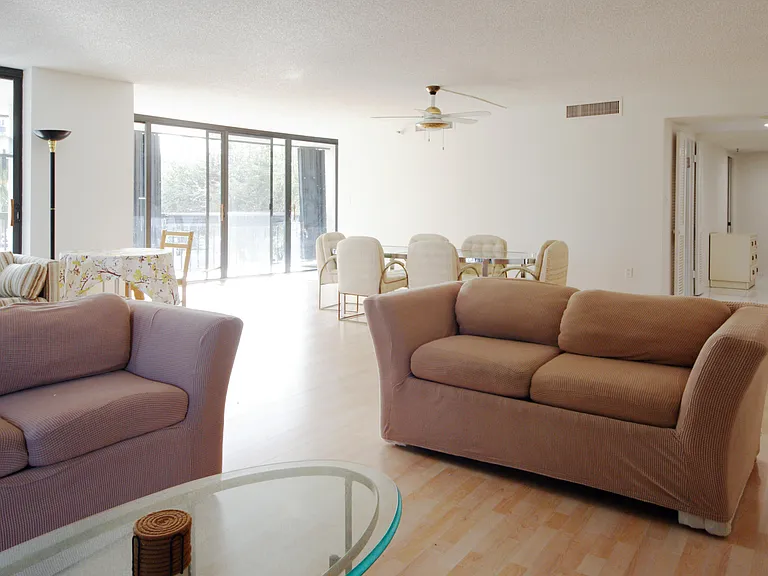 2450 Presidential Way #208 — Photo 12