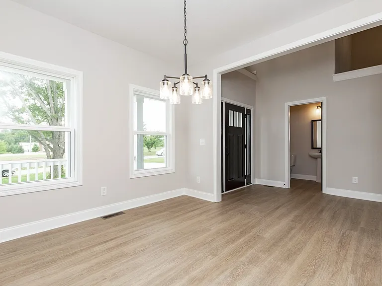 218 Copeland Rd — Photo 10