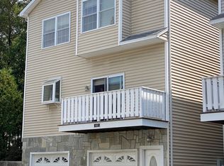 115 Highview Ave, Stamford, CT 06907