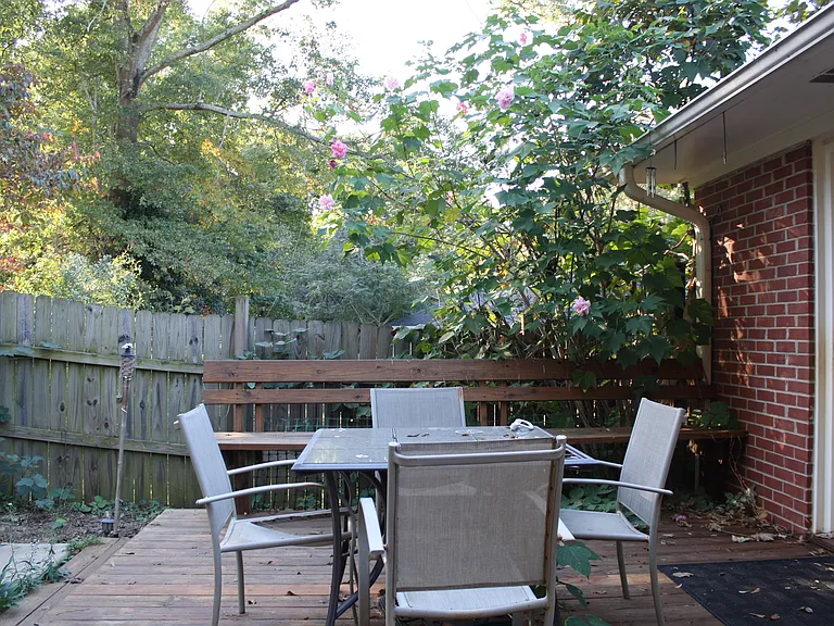566 Woodland Hills Dr — Photo 20