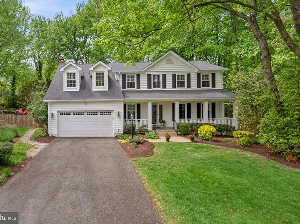 12511 Chasbarb Ter, Herndon, VA 20171